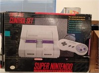 Super Nintendo Entertainment System, 2 Controllers