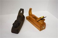 2 WOODEN PLANES