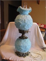 Vintage Fenton Blue Poppy Gone With the Wind Lamp