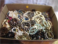 Box of Jewelry Parts & Pieces (some wearable)
