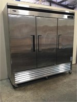 Norlake Rolling Stainless Steel 3Door Refrigerator