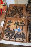 GROUP OF 2 BOXES OF ASSTD RUSTIC WALL ART