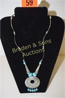 LADIES NATIVE AMERICAN STYLE NECKLACE