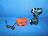 Milwaukee 12v charger & Mikita drill