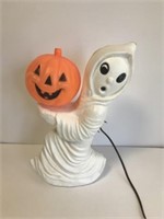 Plastic NOS lantern w/Casper the ghost