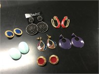 7 Pairs of Colorful Earrings