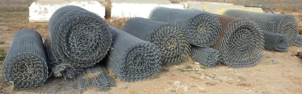 Misc Rolls of Chain Link Fence, various lengths (view 1)
