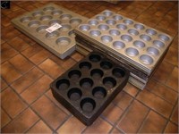 17 - 24 cup muffin tins