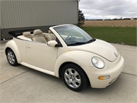 2003 Volkswagen Beetle Convertible Car,