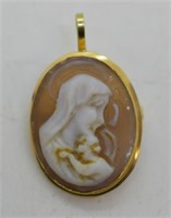 18k Gold Mary & the Christ Child Cameo Pendant