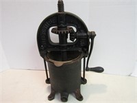 Vintage Cast Iron Meat Press