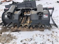 New Stout XHD 84" Grapple for a Skid Loader
