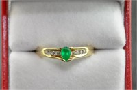 Emerald diamond ring 10kt