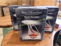 WINE ENTHUSIAST DUCK DECANTERS (IN BOX)