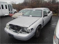 2001 FORD CROWN VIC