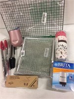ASSORTED KITCHEN ITEMS