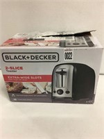 BLACK & DECKER 2 SLICE TOASTER