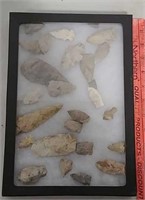 Display of arrowheads
