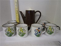 Retro Coffee mugs & pot