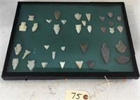 Lot of 35 arrowheads in case
