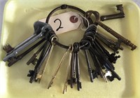Large ring of keys