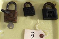 3 Yale locks