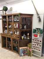Massive selection, Displays & contents