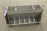 Stainless Feeder, Approx 35"x19"x25"