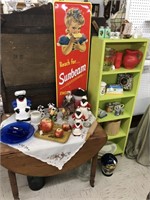 Excellent vintage items, Table, Sunbeam Sign ++