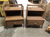 PAIR OF END STANDS