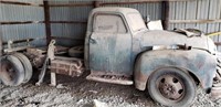 1946 or 47 CHEVROLET TRUCK (does not run)
