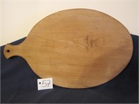 Oval Wooden Cutting Board