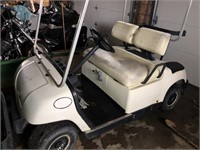 Yamaha Gas Golf Cart-Runs Good