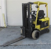 Hyster 3500 lb Electric Forklift-