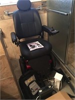 Quantum 6 Motorized Wheelchair