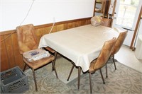 1960S FORMICA TYPE DINETTE TABLE 4 CHAIRS &