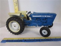 Toy; Ford 4600 Tractor; Steering Wheel is broke;