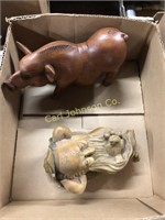 BOX OF 2 WOODEN CARVINGS