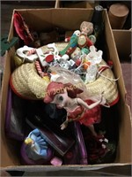 BOX OF COLLECTIBLES