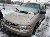 1996 Ford Windstar GL