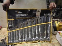 Unused ultra pro 16 piece combination wrench set