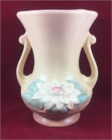 Hull Water Lily Doubled Handled Vase