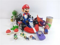 Jouet, figurines, "toutous" Super Mario Bros.
