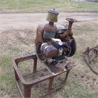 Wisconsin 2 cylinder air cooled engine
