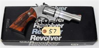 (R) Smith & Wesson 66-2 357 Revolver