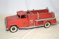 VINTAGE TOY FIRE TRUCK !-A-1