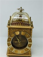 Rhythm  quartz mantle clock
