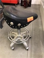 Chrome Motorcycle Seat Stool -  Pneumatic Roll-Aro
