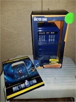 DOCTOR WHO LIGHT UP TREE TOPPER AND PHONE CASE I