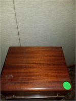 BOX OF STERLING SILVER FLATWARE